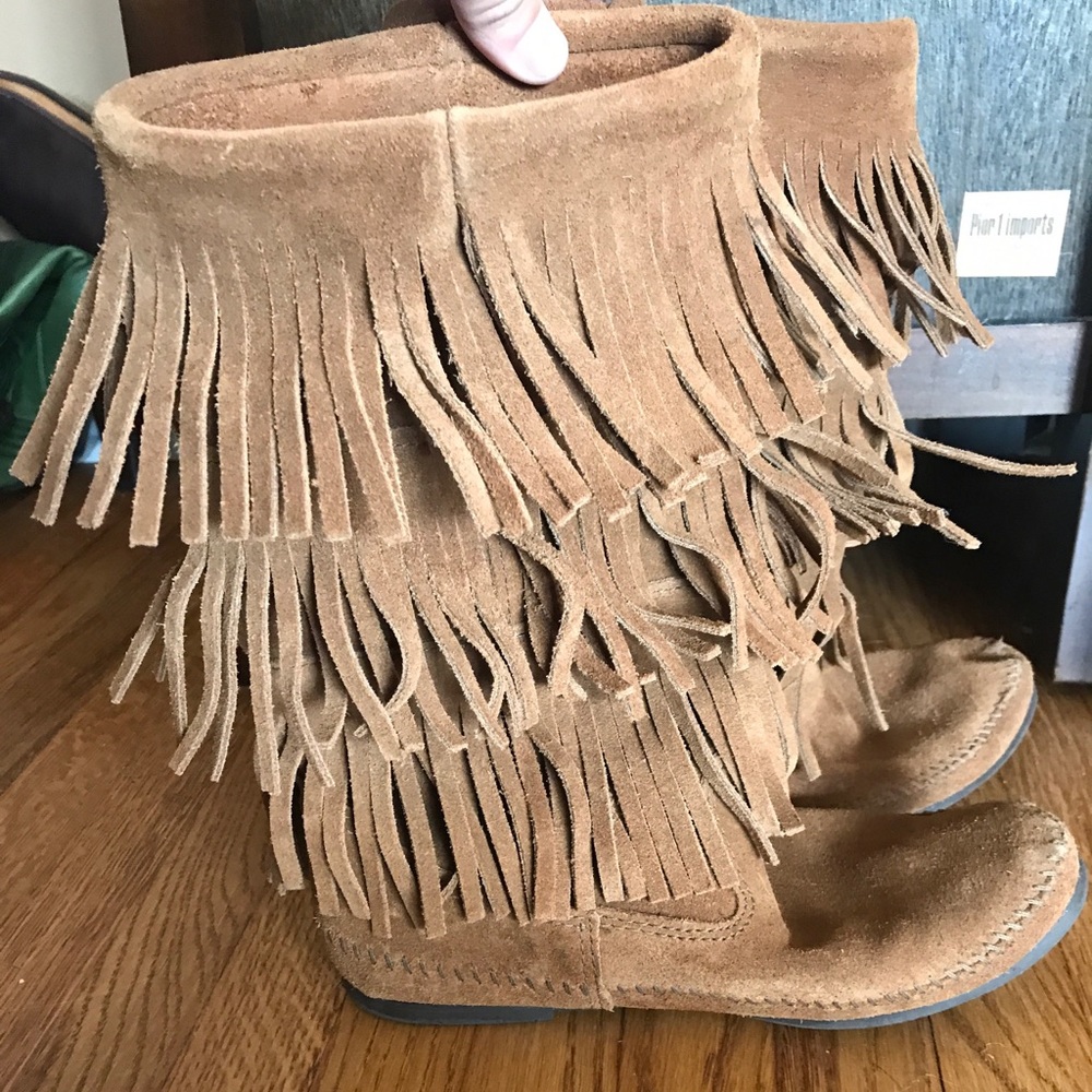 Minnetonka Fringe boots